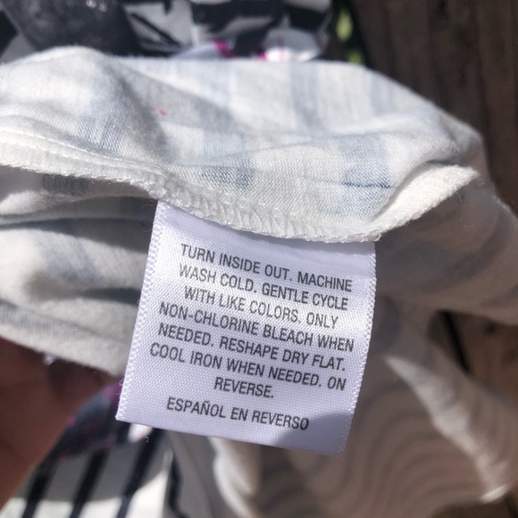 Style & Co top size: XL - Picture 3 of 4